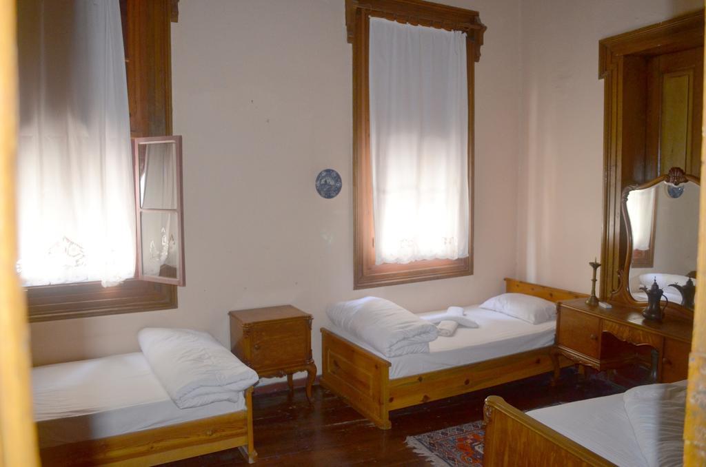 Bonjour Pension Айвалик Номер фото